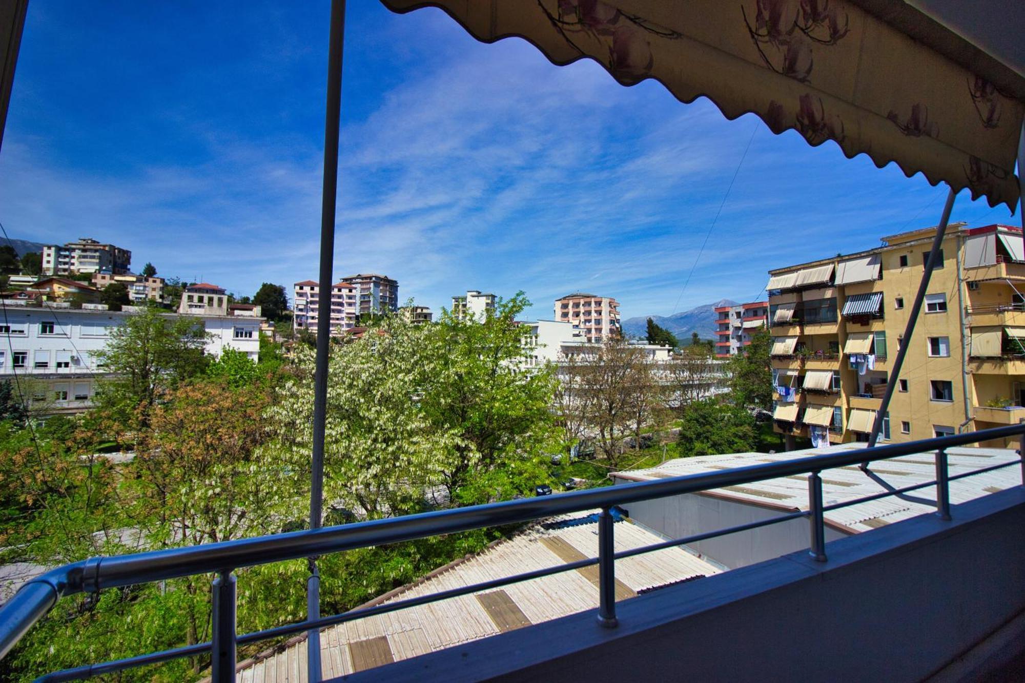 Apartament Duzgo Гирокастра Экстерьер фото